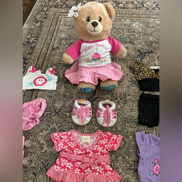 Build-a-bear and big clothes lot - Picture 3 of 12